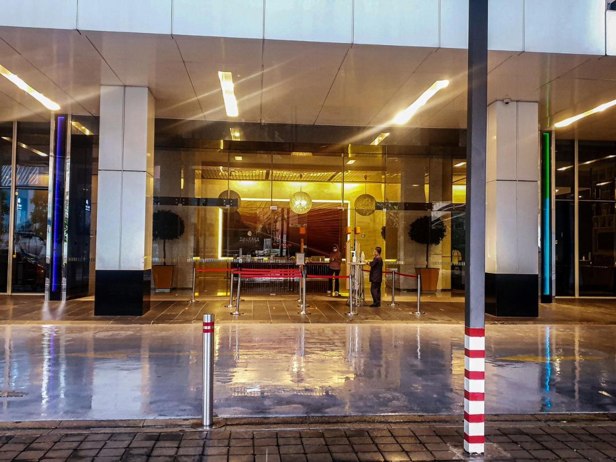 Sidemen At Platinum Klcc Apartment Kuala Lumpur