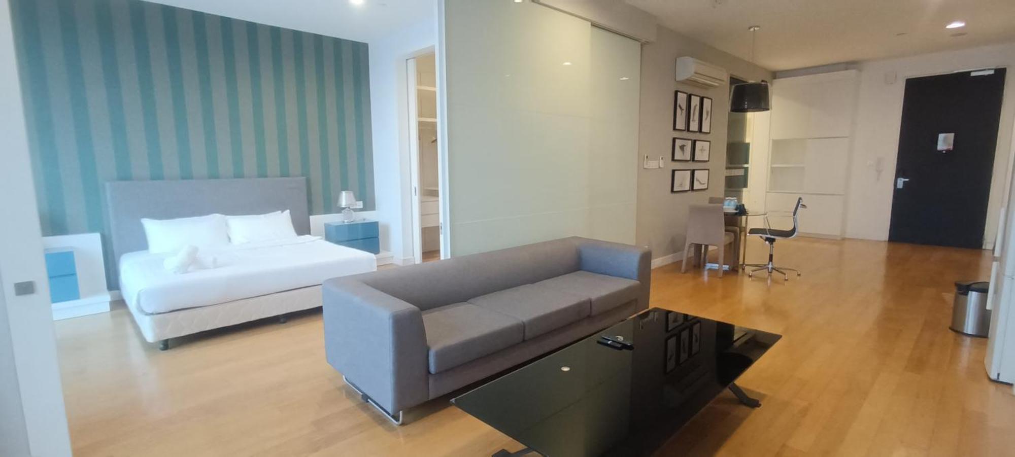 Sidemen At Platinum Klcc Apartment Kuala Lumpur